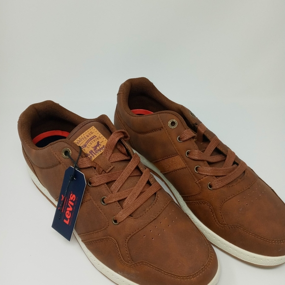 Levi's Other - Levi's Casual Sneakers